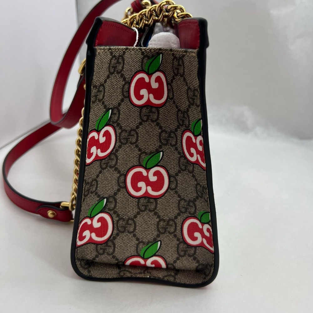 Authentic Gucci GG Supreme Apple Print Padlock Shoulder Bag 🍎✨ - Picture 11 of 16